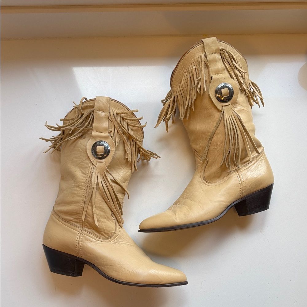 Genuine Tan Leather Western Cowboy Boots Size 7.5 Wonen’s Fringed Vintage